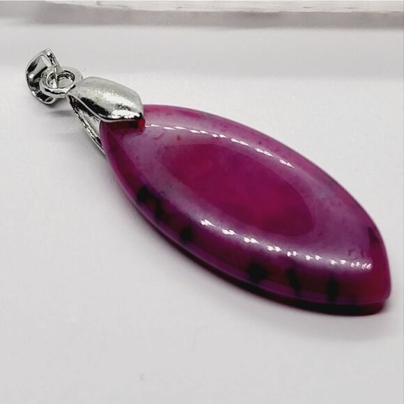 35x15x6mm Peach Dragon Veins Agate Olivary Pendant - Picture 2 of 4